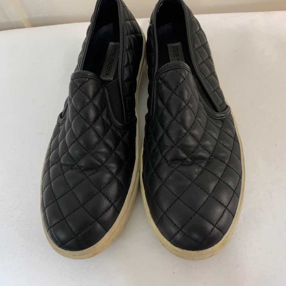Steve Madden Slip Ons